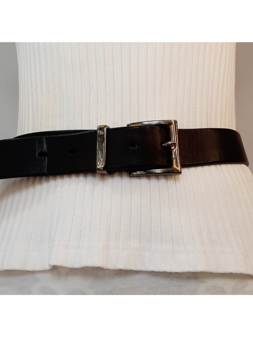💎Gap Distressed Buckle Black Genuine Leather USA Made Belt Size 32